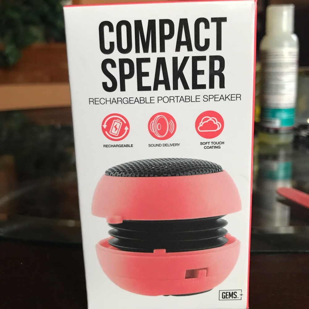 Pink Compact Speaker